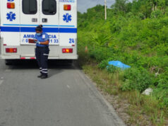 Abandonan cuerpo de un hombre a orillas de la carretera Tulum-Felipe Carrillo Puerto