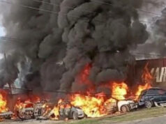 Accidente entre tráiler y 10 vehículos provoca incendio en carretera federal de Tabasco